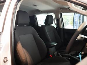 Volkswagen Amarok 2.0TDI double cab auto - Image 10