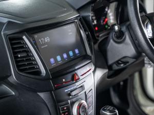 Mahindra XUV300 1.2T W4 SE - Image 26