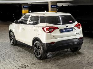Mahindra XUV300 1.2T W4 SE - Image 3