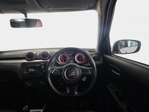 Suzuki Swift 1.2 GL manual - Image 10