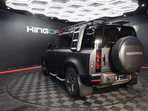 Land Rover Defender 110 D240 X-Dynamic SE - Image 4