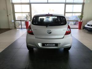 Hyundai i20 1.4 GL auto - Image 5