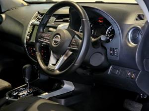 Nissan Navara 2.5DDTi double cab LE Plus 4x4 - Image 19