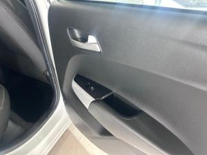 Kia Picanto 1.0 Street - Image 10