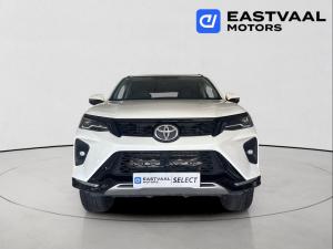 Toyota Fortuner 2.4GD-6 4x4 - Image 2