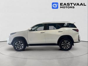 Toyota Fortuner 2.4GD-6 4x4 - Image 4