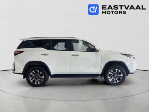 Toyota Fortuner 2.4GD-6 4x4 - Image 8