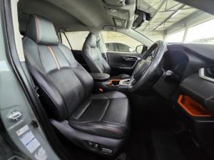Toyota RAV4 2.0 GX-R AWD - Image 12
