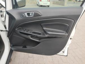 Ford EcoSport 1.0T Titanium auto - Image 25