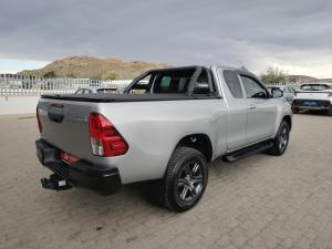 Toyota Hilux 2.4GD-6 Xtra cab Raider auto - Image 2