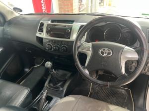 Toyota Hilux 2.7 Raider Legend 45 - Image 6