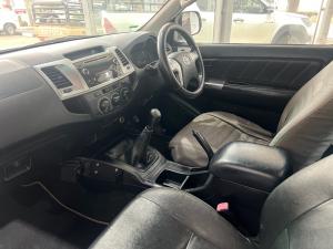 Toyota Hilux 2.7 Raider Legend 45 - Image 7