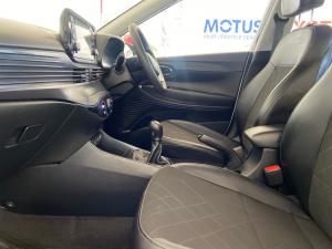 Hyundai i20 1.2 Premium - Image 7