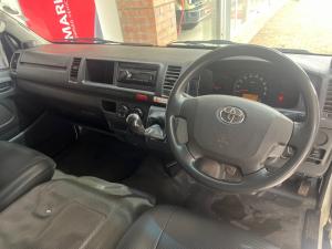 Toyota Hiace 2.5D-4D Ses-fikile 16-seater - Image 6