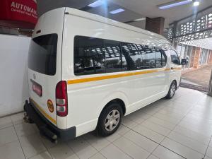 Toyota Hiace 2.5D-4D Ses-fikile 16-seater - Image 2