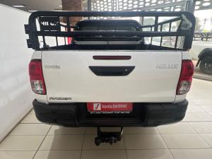Toyota Hilux 2.4GD-6 double cab Raider manual - Image 5