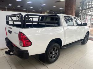 Toyota Hilux 2.4GD-6 double cab Raider manual - Image 2