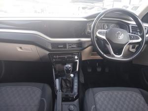 Volkswagen Polo sedan 1.6 Life - Image 6