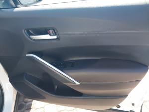 Toyota Corolla Cross 1.8 HEV XS - Image 26