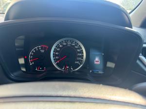 Toyota Corolla Cross 1.8 XS - Image 11