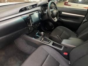 Toyota Hilux 2.4 GD-6 Raider 4X4 automaticD/C - Image 7