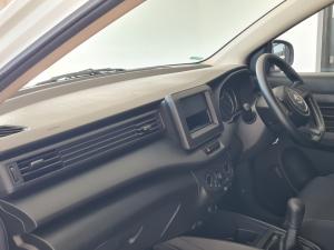 Suzuki Ertiga 1.5 GA - Image 7