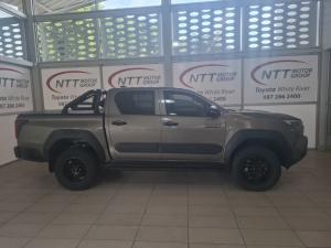 Toyota Hilux 2.8 GD-6 RB SRX 4X4 automaticD/C - Image 3