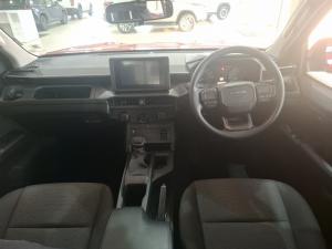 Toyota Hilux 2.8 GD-6 RB SRX 4X4 automaticD/C - Image 6