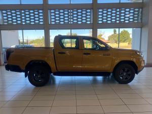 Toyota Hilux 2.8 GD-6 RB SRX automaticD/C - Image 3