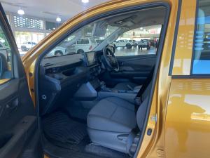 Toyota Hilux 2.8 GD-6 RB SRX automaticD/C - Image 7