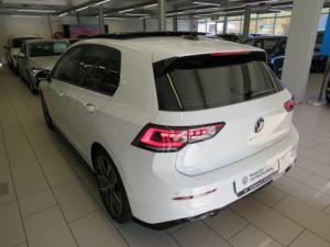 Volkswagen Golf 1.4 TSI R-LINE + Tiptronic - Image 21