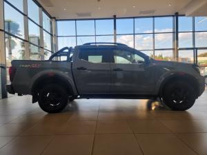 Nissan Navara 2.5DDTI PRO-2X automatic D/C - Image 3