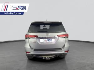 Toyota Fortuner 2.8GD-6 Raised Body automatic - Image 3