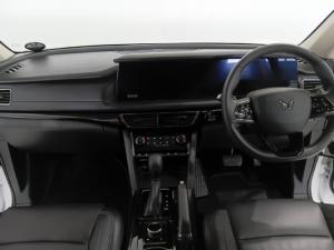 Mahindra XUV700 2.0T AX7L - Image 11