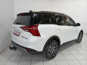 Mahindra XUV700 2.0T AX7L - Image 4