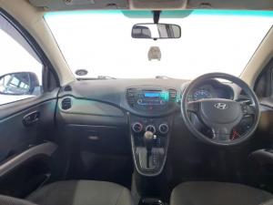 Hyundai i10 1.25 Fluid auto - Image 13