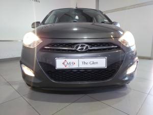 Hyundai i10 1.25 Fluid auto - Image 2