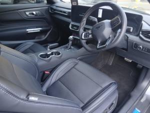 Ford Mustang 5.0 GT fastback - Image 10