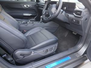 Ford Mustang 5.0 GT fastback - Image 9