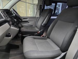 Volkswagen Transporter 2.0BiTDI double cab auto - Image 21