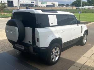 Land Rover Defender 110 D300 X-Dynamic HSE - Image 14