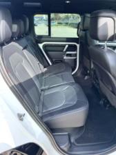 Land Rover Defender 110 D300 X-Dynamic HSE - Image 28