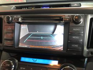 Toyota RAV4 2.2D-4D AWD VX - Image 23