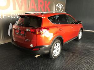 Toyota RAV4 2.2D-4D AWD VX - Image 4