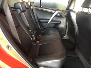 Toyota RAV4 2.2D-4D AWD VX - Image 9