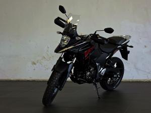 Suzuki DS 250 - Image 1