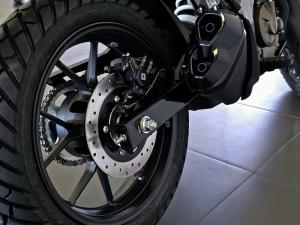Suzuki DS 250 - Image 4