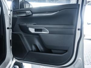 Ford Everest 3.0TD V6 4WD Platinum - Image 16