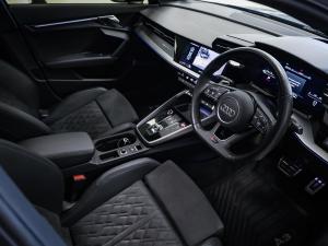 Audi RS3 Sportback quattro - Image 11