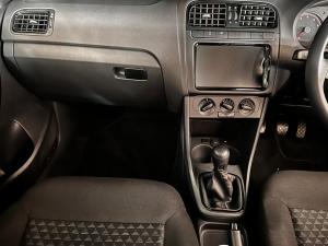 Volkswagen Polo Vivo hatch 1.4 - Image 10
